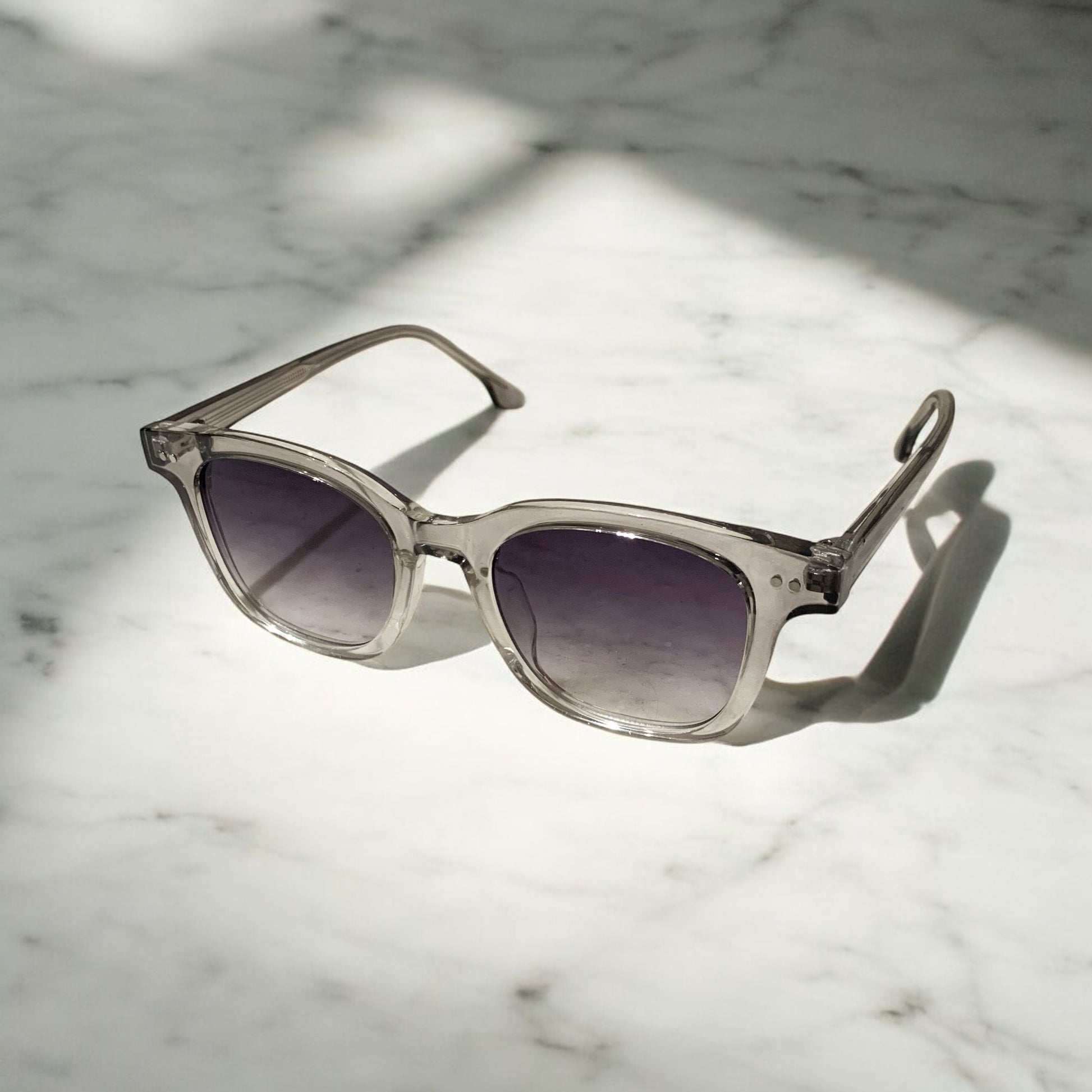 LUNETTES DE SOLEIL verres dégradés PINIGOON LA NUMERO 23 CRISTAL